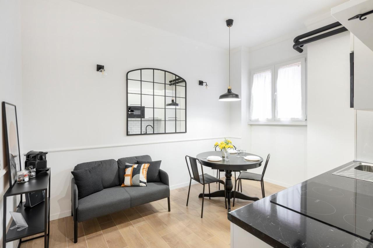 White Flat Ground Floor Apartment Rome Exterior photo