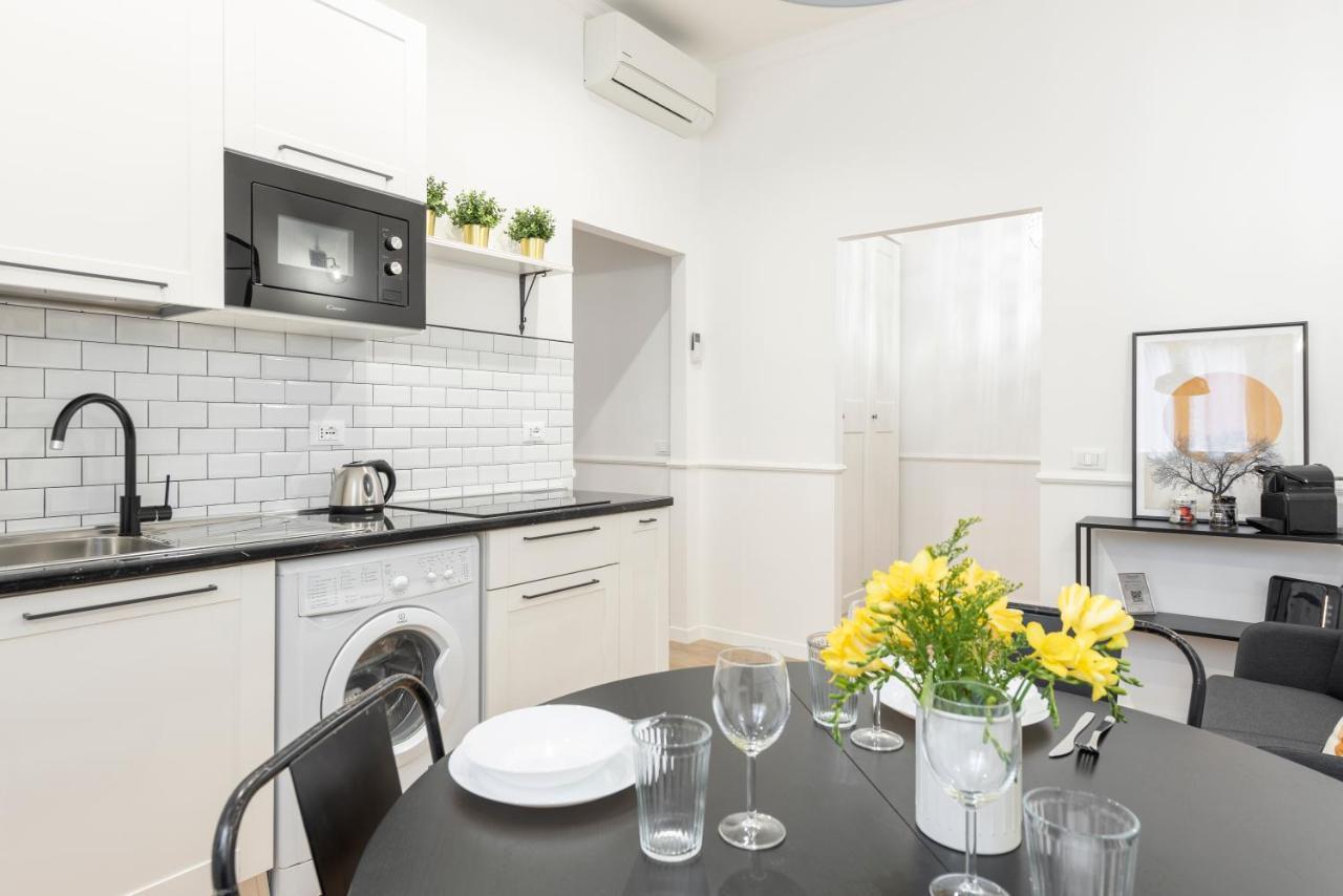 White Flat Ground Floor Apartment Rome Exterior photo